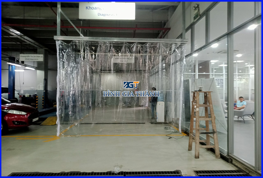 LẮP MÀN NHỰA PVC NGĂN LẠNH CÁCH ĐIỀU HÒA TẠI TPHCM - MÀN NHỰA BGT