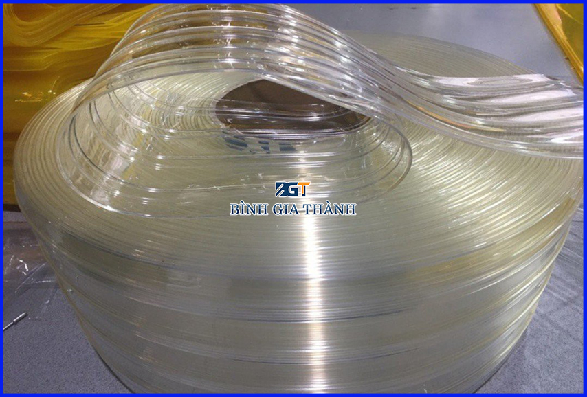NHÀ CUNG CẤP MÀN NHỰA PVC CÓ GÂN