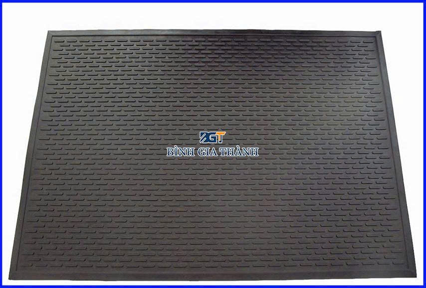 Cao-su-lot-san-chui-chan