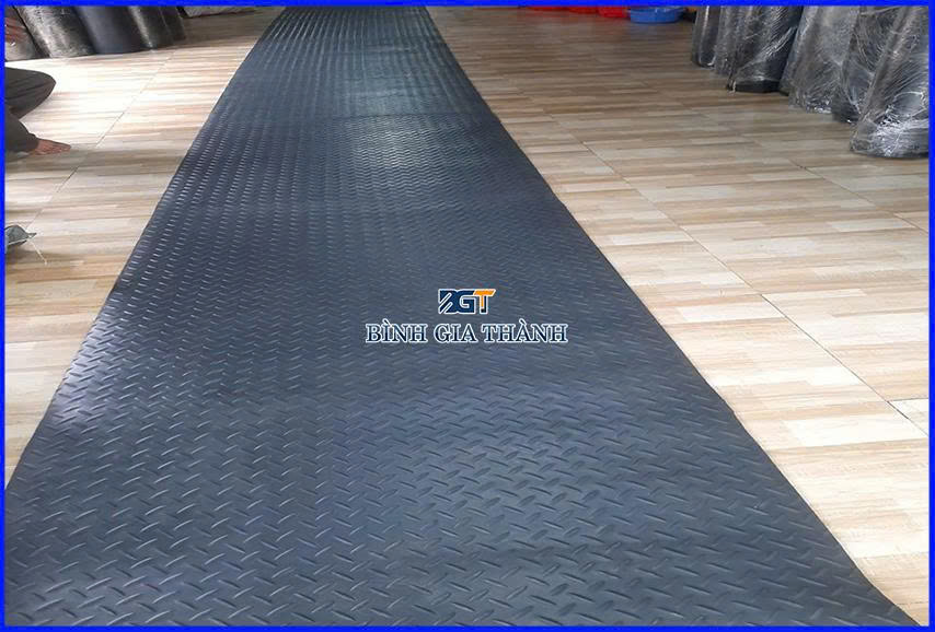 CAO SU CHỐNG TRƯỢT HÌNH QUẢ TRÁM CAO SU CHỐNG TRƯỢT HÌNH QUẢ TRÁM