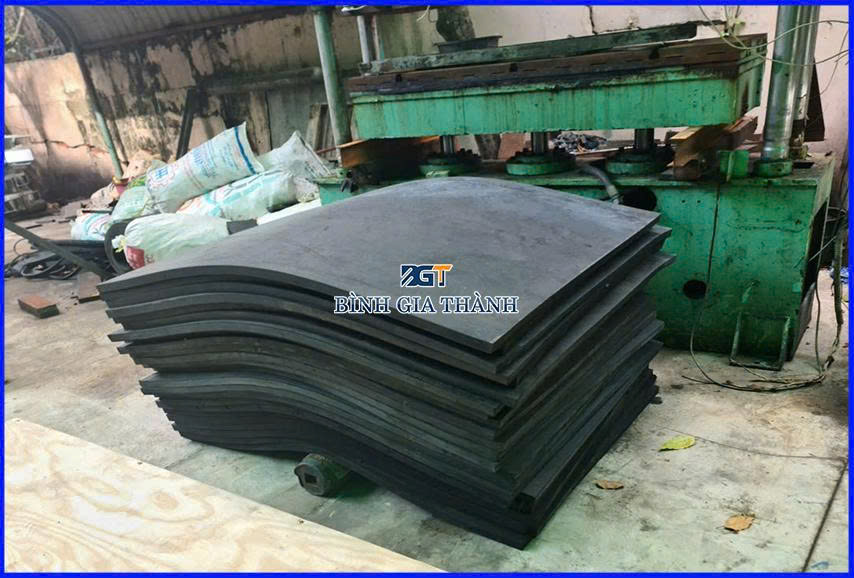 CAO SU TẤM 50ly (50li) (50mm) CAO SU TẤM 50ly (50li) (50mm)