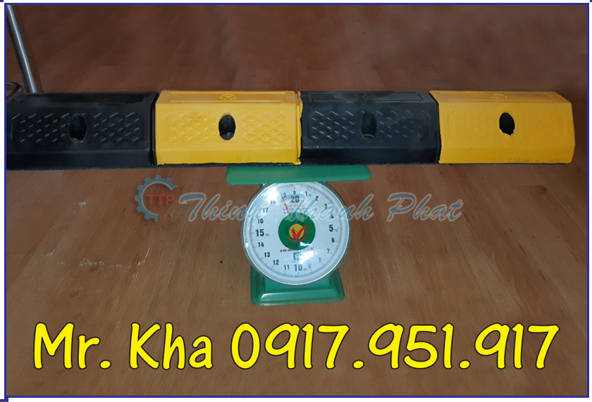 CAO SU CHẶN LÙI CONTAINER Cao su chan lui container 01