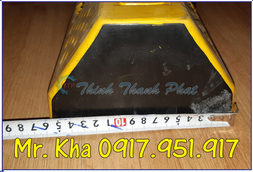 CAO SU CHẶN LÙI CONTAINER Cao su chan lui container 03