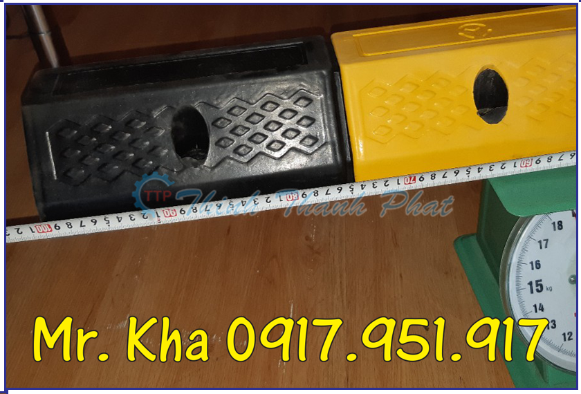 CAO SU CHẶN LÙI CONTAINER Cao su chan lui container 05