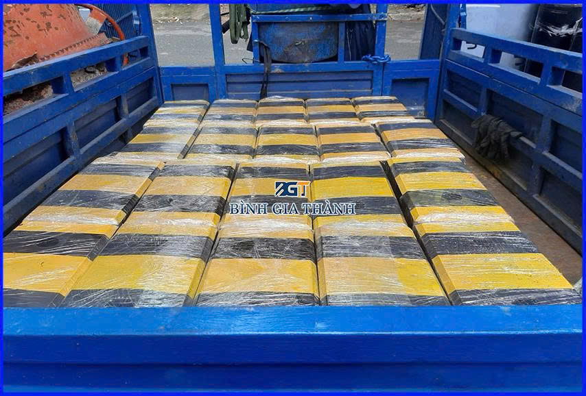 ĐỆM CAO SU GIẢM CHẤN