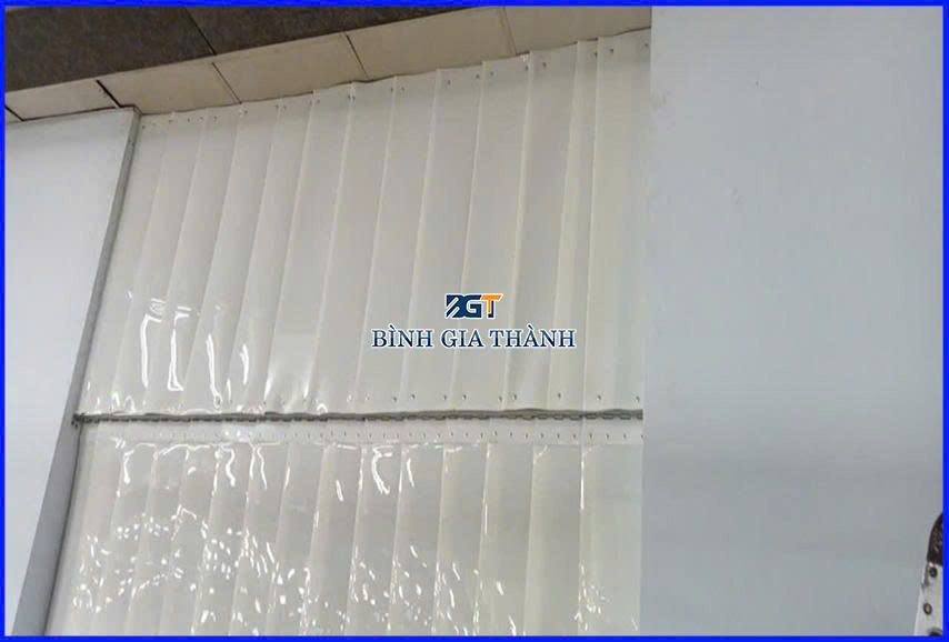 RÈM NHỰA PVC MÀU XÁM GHI VÀ MÀU TRẮNG SỮA