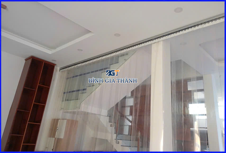 MÀN (RÈM) NHỰA PVC NGĂN LẠNH