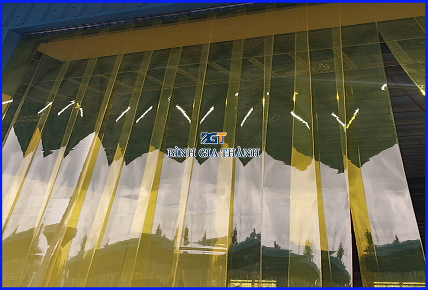 RÈM NHỰA PVC NGĂN THOÁT HƠI LẠNH RÈM NHỰA PVC NGĂN THOÁT HƠI LẠNH