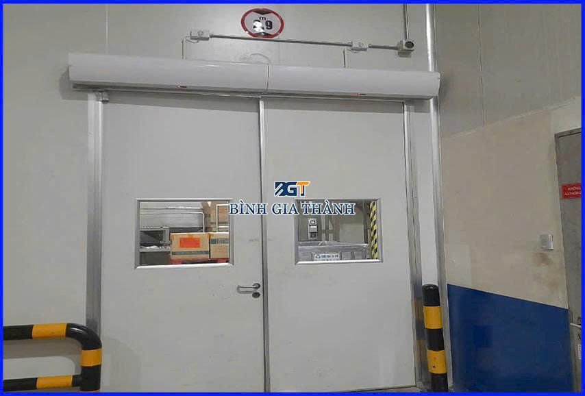 quat-cat-gio-cho-kho-lanh