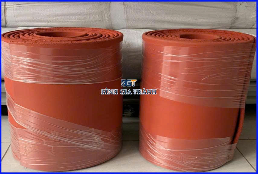 TẤM SILICON MÀU ĐỎ