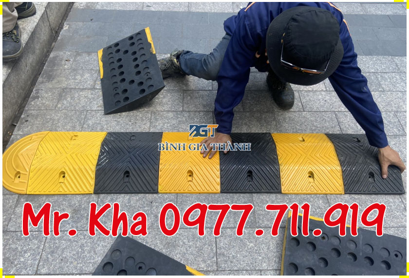 GỜ GIẢM TỐC BẰNG CAO SU 001