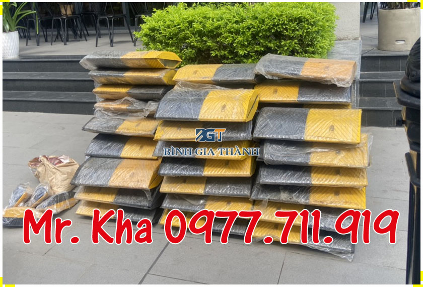 GỜ GIẢM TỐC BẰNG CAO SU 001