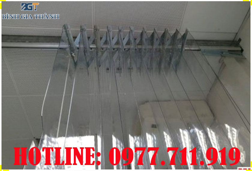 RÈM NHỰA PVC KÉO XẾP 001 RÈM NHỰA PVC KÉO XẾP 001