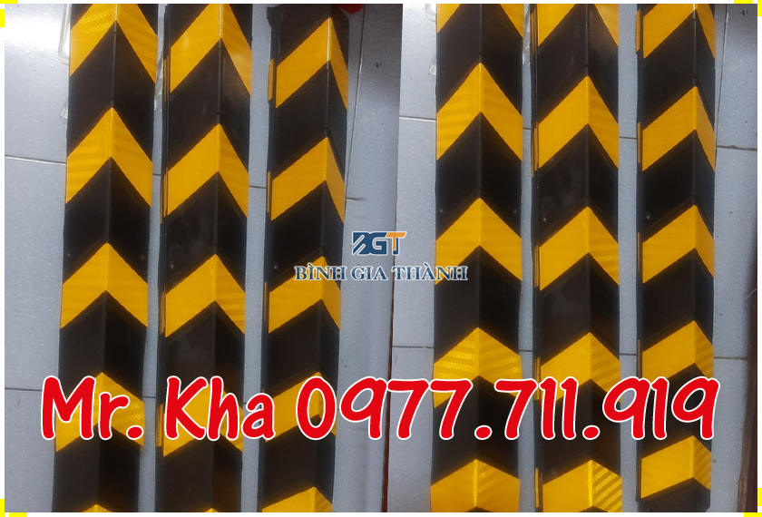 CAO SU ỐP CỘT GÓC TƯỜNG PHẢN QUANG BÌNH GIA THÀNH CAO SU ỐP CỘT GÓC TƯỜNG PHẢN QUANG BÌNH GIA THÀNH