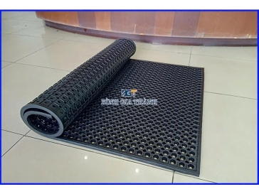 CAO SU CHỐNG TRƠN TRƯỢT KHU VỰC PHA CHẾ