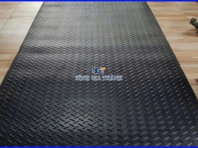 CAO SU CHỐNG TRƯỢT 5mm x 1m x 10m