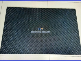 CAO SU CHỐNG TRƯỢT CÓ RÃNH THOÁT NƯỚC - TẤM CAO SU ĐEN GIÁ TỐT CAO SU CHỐNG TRƯỢT CÓ RÃNH THOÁT NƯỚC - TẤM CAO SU ĐEN GIÁ TỐT