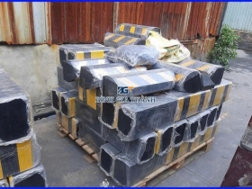 CAO SU GIẢM CHẤN (150mm x 200mm x 400mm) CAO SU GIẢM CHẤN (150mm x 200mm x 400mm)