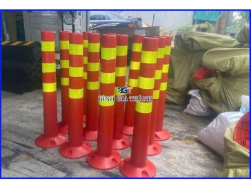 CỌC NHỰA PHÂN LÀN GIAO THÔNG