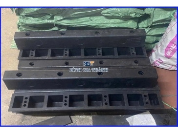 CỤC CHẶN ĐỊNH VỊ BÁNH XE