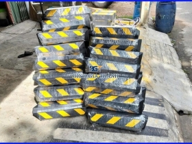 CỤC CHẶN LÙI XE 110x160x560mm