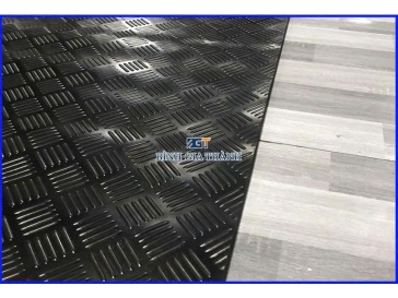 CUỘN CAO SU CHỐNG TRƯỢT NGŨ SỌC 3MM, 5MM