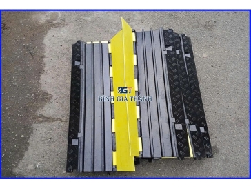 GỜ GIẢM TỐC CAO SU BẢO VỆ ĐƯỜNG DÂY NGẦM