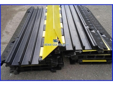GỜ GIẢM TỐC CAO SU BẢO VỆ ĐƯỜNG DÂY NGẦM