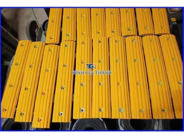 GỜ GIẢM TỐC CHO XE MÁY BẰNG CAO SU