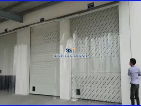 LẮP MÀN NHỰA/ RÈM NHỰA PVC CHO NHÀ XƯỞNG KHO LẠNH
