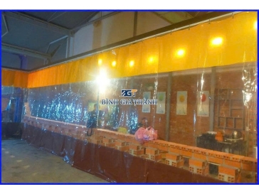 MÀN NHỰA NGĂN NƯỚC RỬA XE