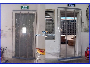 MÀN NHỰA PVC TỰ HÍT
