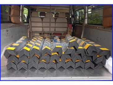 ỐP CỘT CAO SU CHỮ V PHẢN QUANG