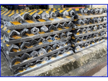 ỐP CỘT CAO SU VUÔNG CHẤT LƯỢNG CAO