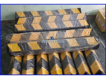 ỐP GÓC CỘT CAO SU PHẢN QUANG VÀNG ĐEN BẢO VỆ GÓC TƯỜNG