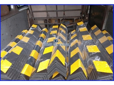 ỐP GÓC CỘT CAO SU PHẢN QUANG VÀNG ĐEN BẢO VỆ GÓC TƯỜNG