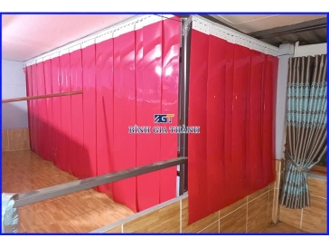 RÈM PVC NGĂN LẠNH MÀU ĐỎ