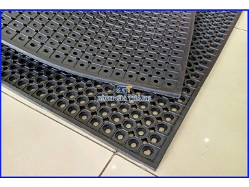 TẤM CAO SU CHỐNG TRƯỢT CHO HỒ BƠI