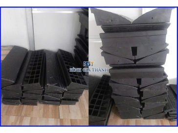 TẤM DỐC BẰNG CAO SU ĐÚC