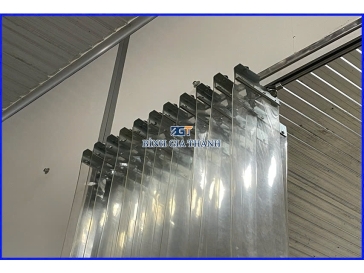 TẤM PVC CHẮN CÔN TRÙNG CỬA NHÀ XƯỞNG