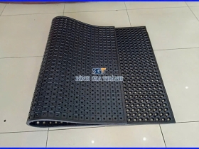 THẢM CAO SU CHỐNG TRƯỢT DẠNG LỔ