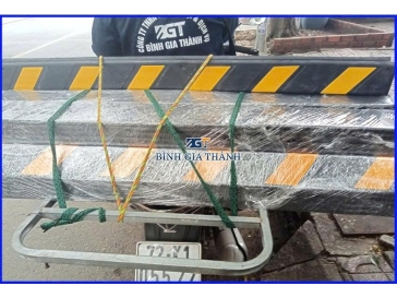 THANH ỐP CỘT 1M BẰNG CAO SU GIẢM CHẤN