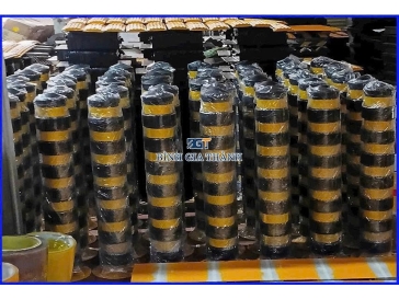 TRỤ CHỐNG VA BẢO VỆ THANG MÁY BỌC CAO SU